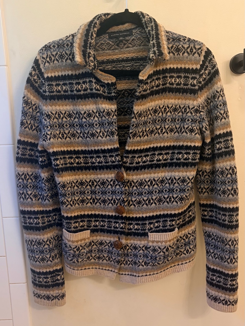 BANANA REPUBLIC cardigan 100% lambs wool L blue tan